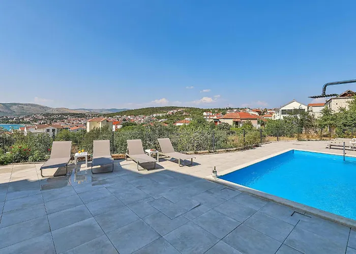Apartmán Lovely In Okrug Gornji