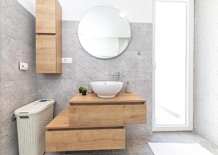 Appartement Lovely In Okrug Gornji Trogir