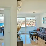 Awesome In Okrug Gornji With Wifi * Trogir